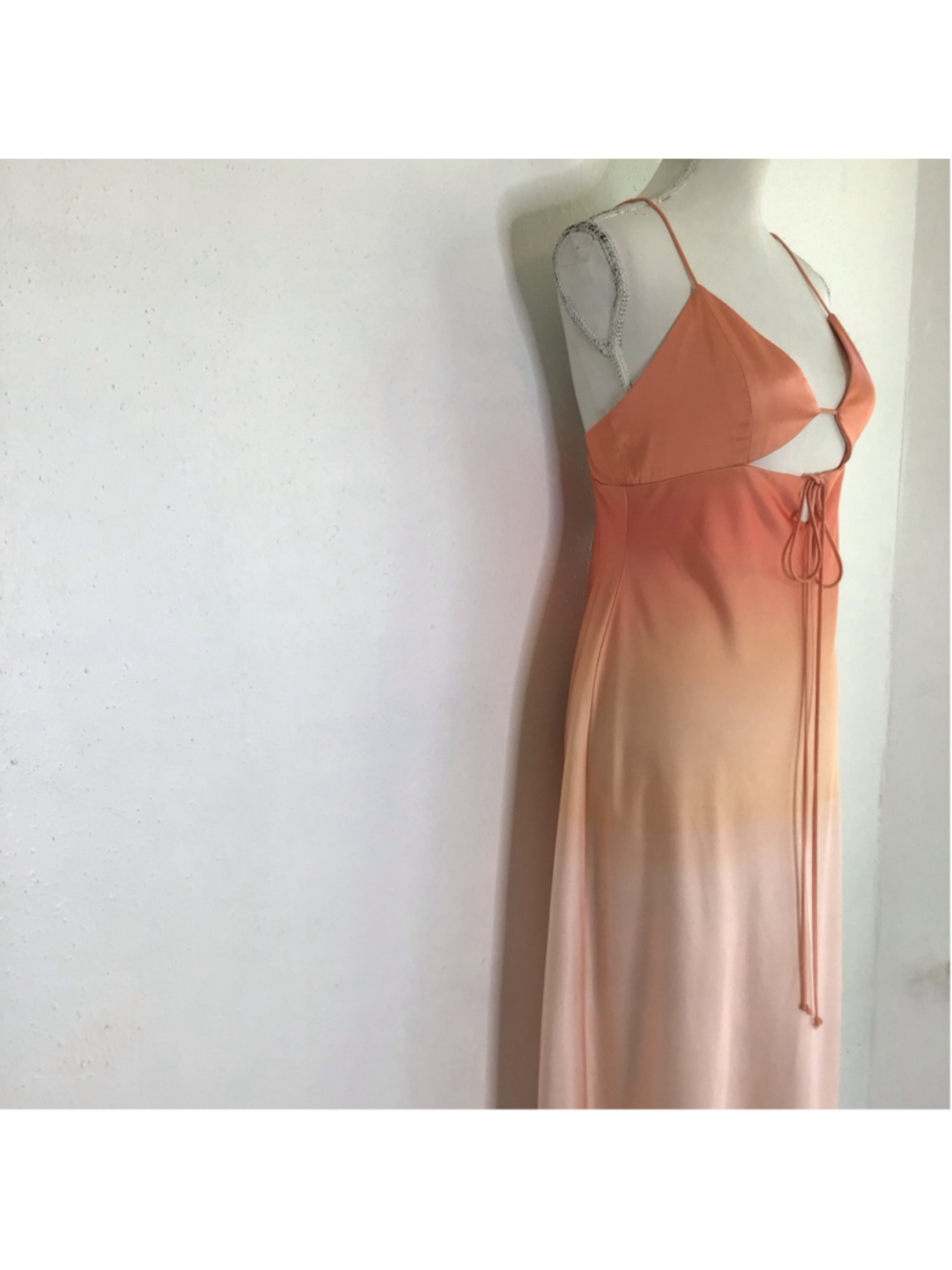 Significant Other Women Elegant Orange Blue Ombre Cutout Maxi Dress Size 8 - Picture 3 of 12